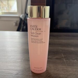 Estee Lauder Soft Clean Infusion Hydrating Essence Lotion 400ml